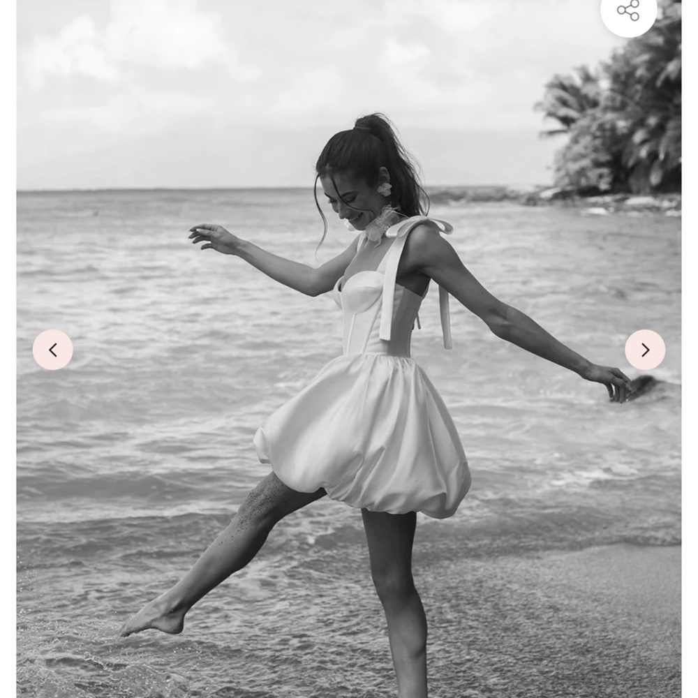 UNTAMED PETALS DRESS (BRAND NEW)